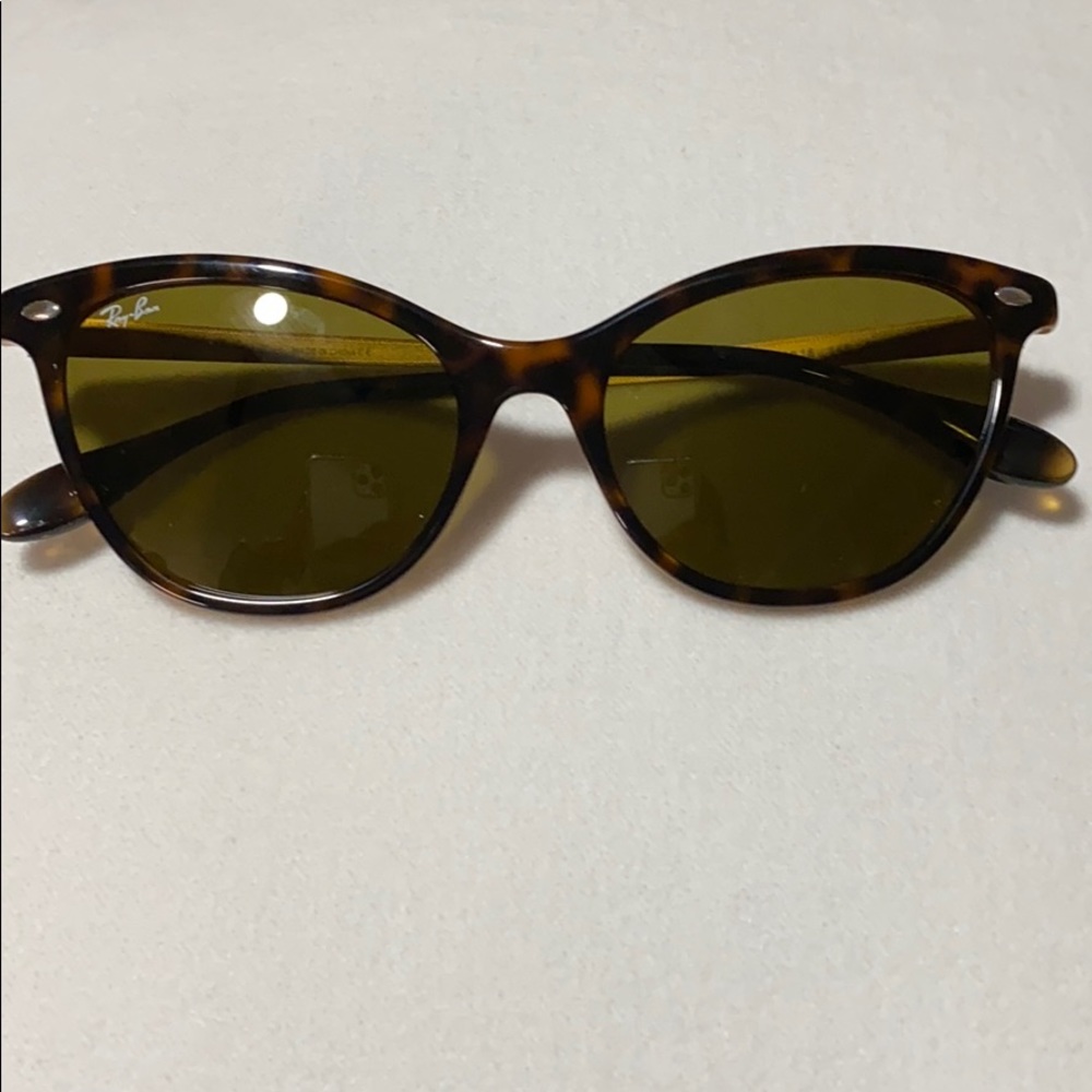 Ray ban Erika sunglasses